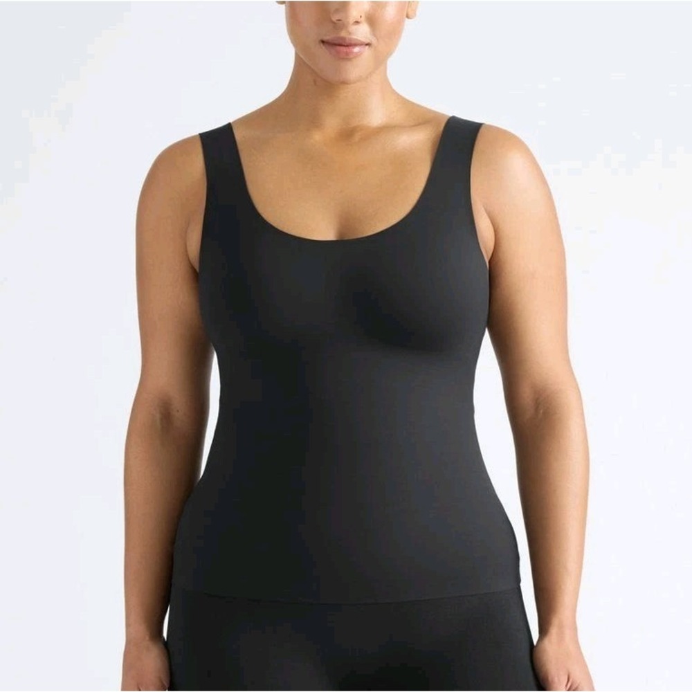 NWT Knix Luxelift Scoop Neck Seamless Tank Top Black size L